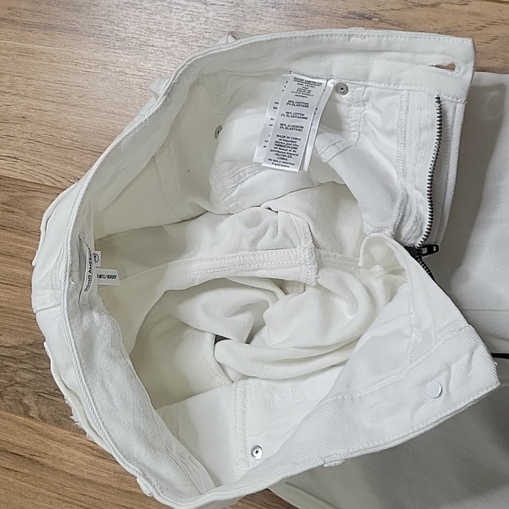 Good American Good Curve White Jeans - Picture 9 of 13